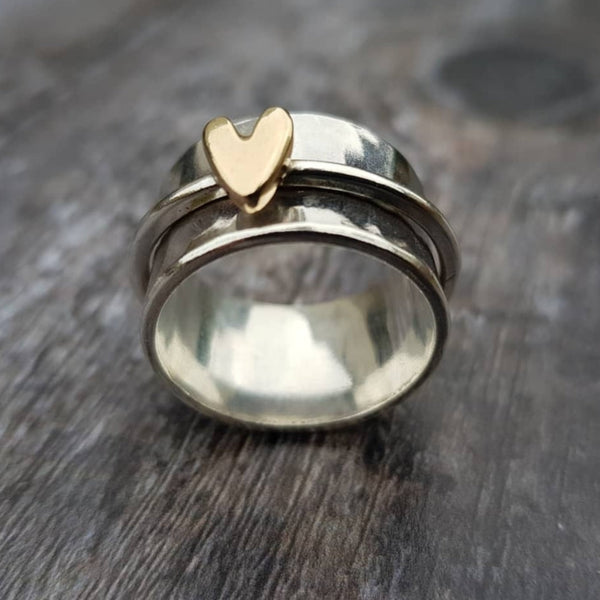 Isabel - Anillo de Plata con Corazón Dorado