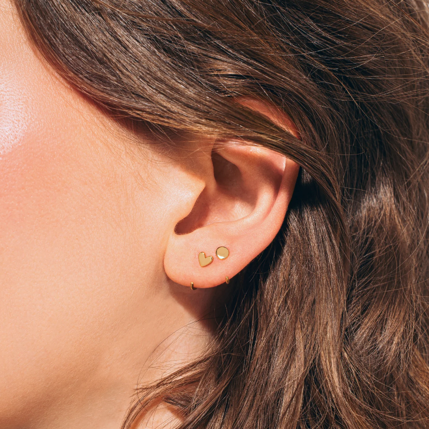 Pendientes Huggie Cora